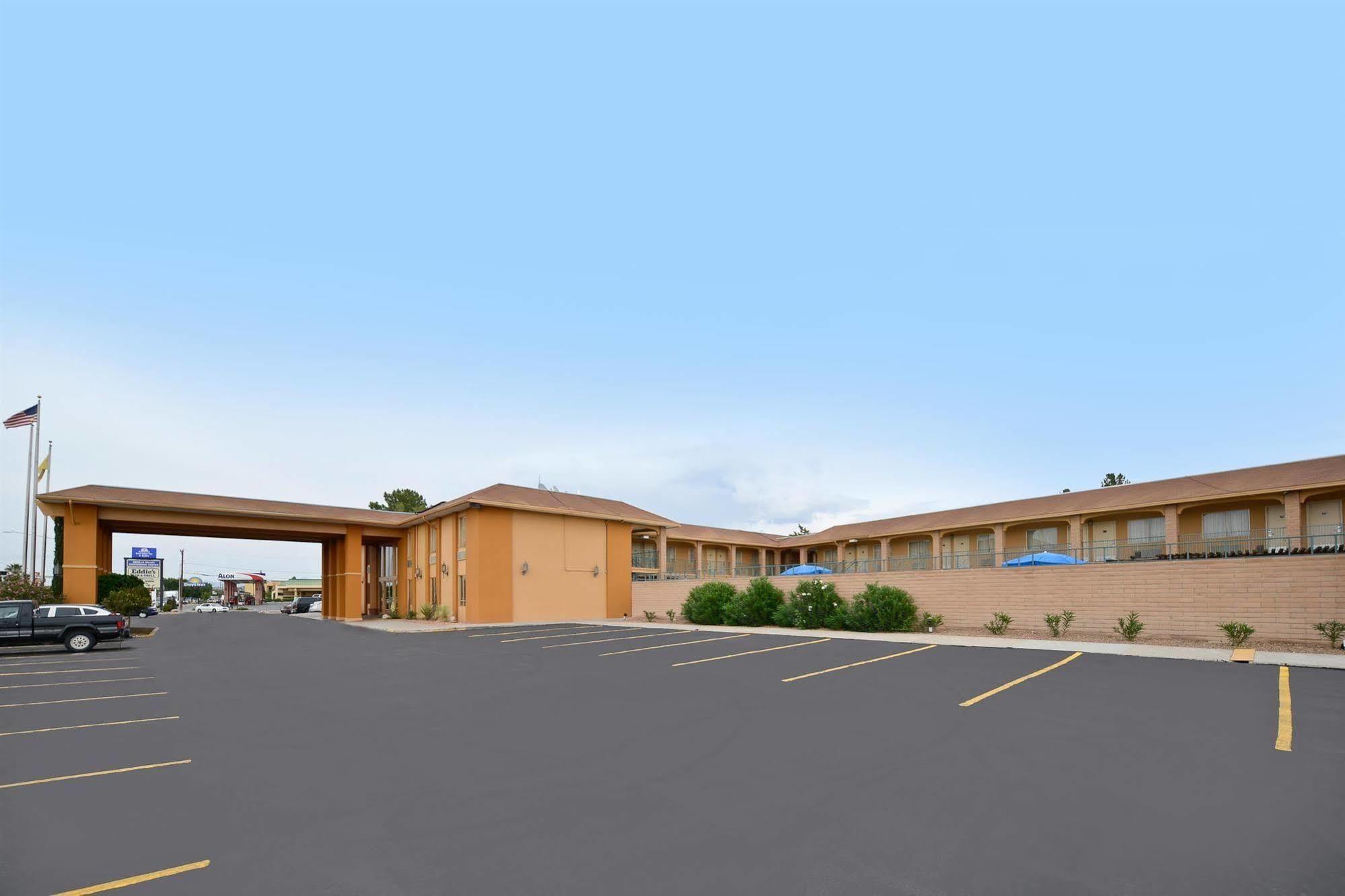 Mesilla Valley Days Inn & Suites Las Cruces Exterior foto